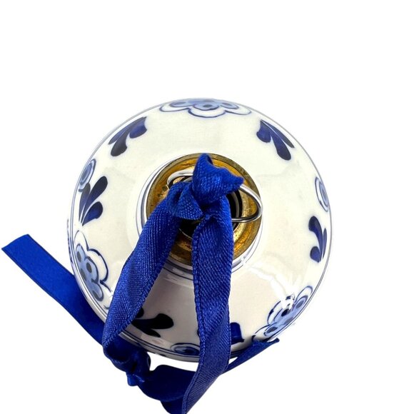 Delft Blue Merry Christmas Windmill Ceramic Ornament Netherlands - Picture 5 of 11